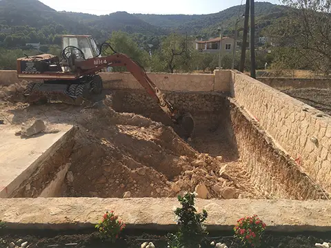 Καθαρά κοσκινισμένα χώματα κήπου